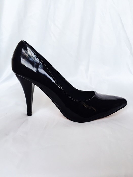 Neue schöne schwarze Hohe Schuhe 39