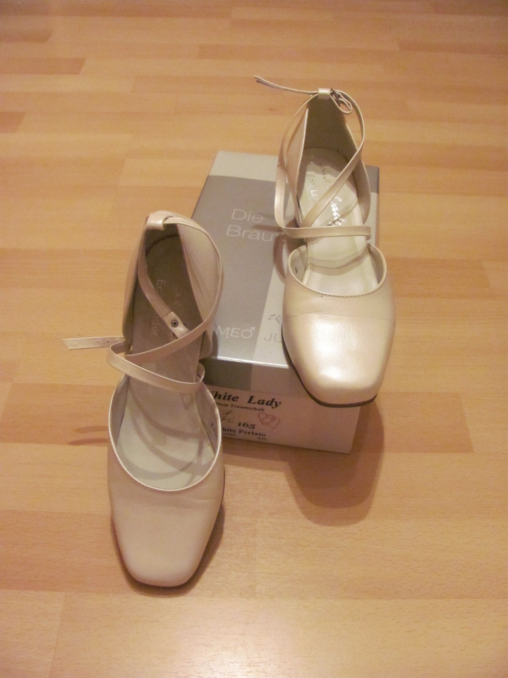 Brautschuhe Hochzeitsschuhe Größe 38 White Lady