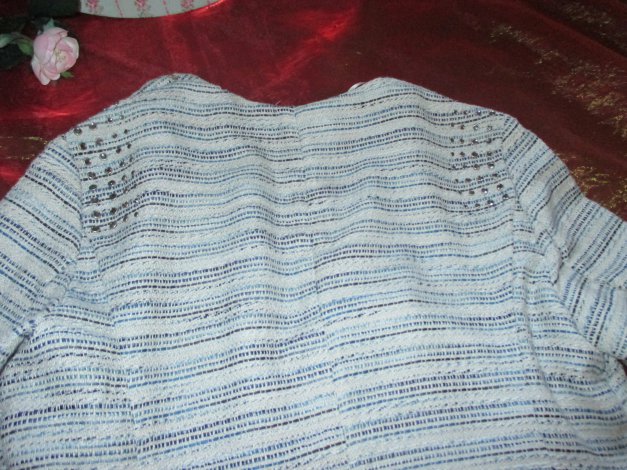 NEU mit ETIKETTt Silber Nieten Glitzer Strass Kristalle Steine Kurz Jäckchen Jacke 