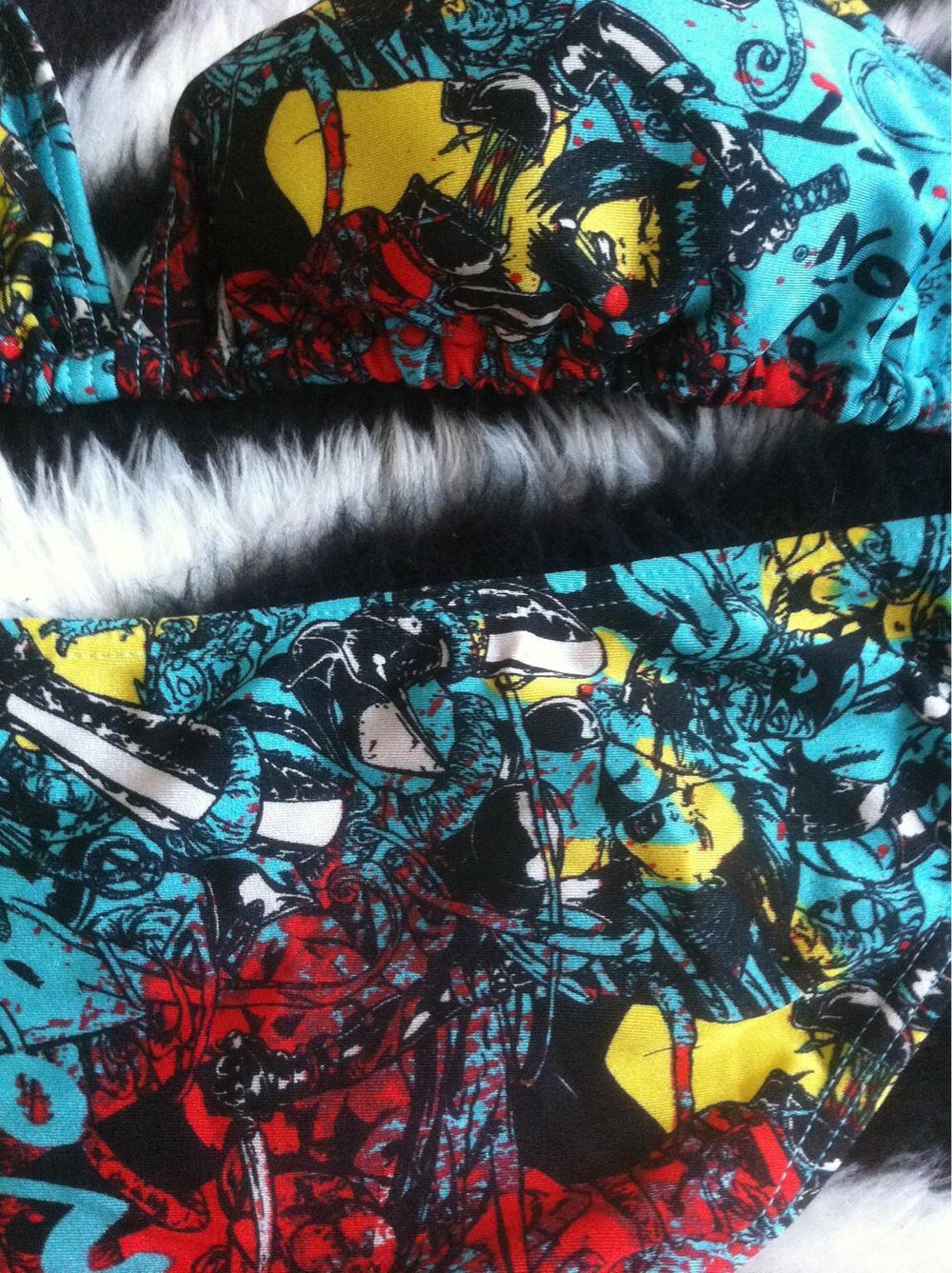 Iron Fist Bikini Set * Gr. S