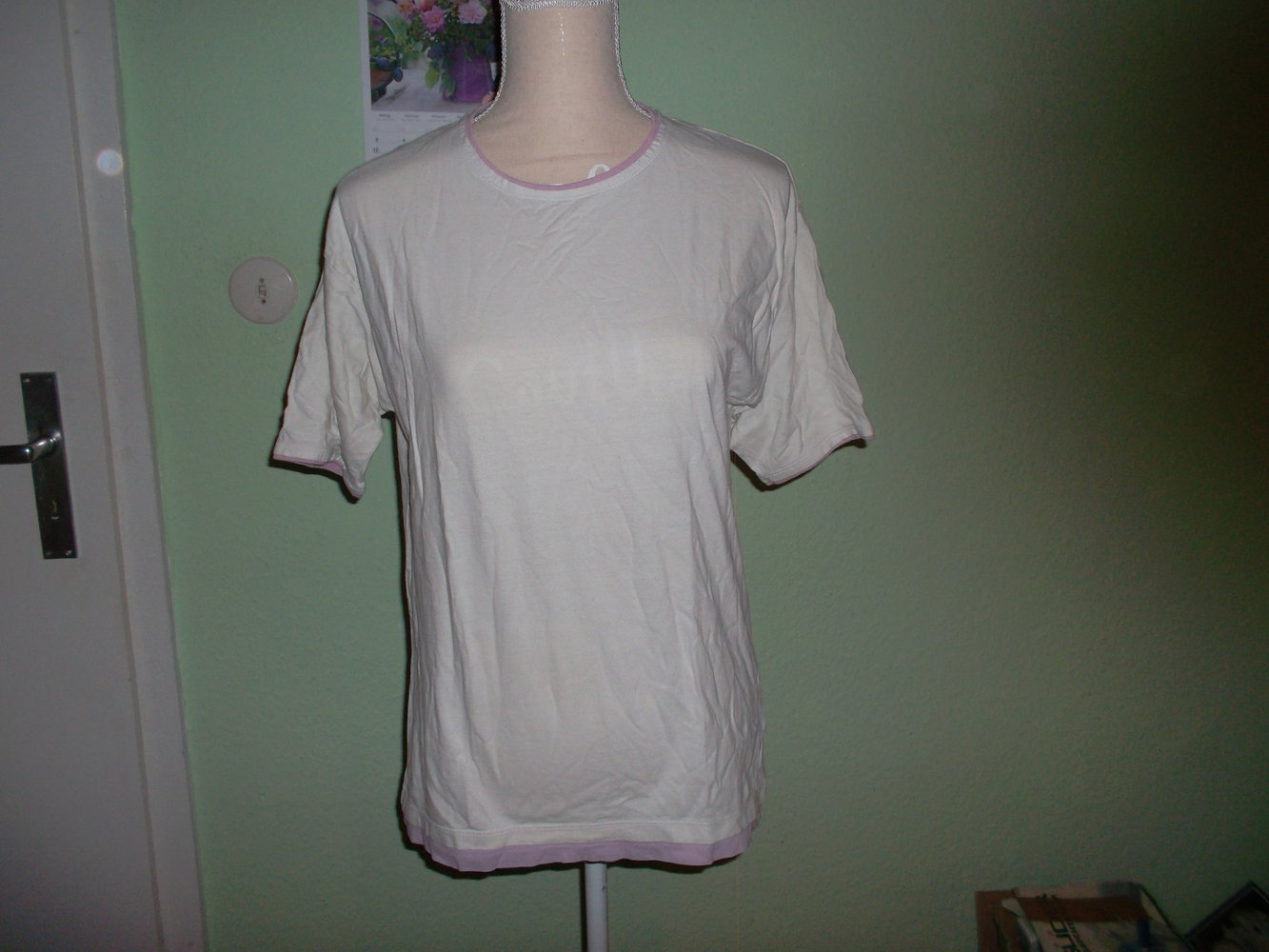 2 t-shirt gr. 164 / 170 ,weiss/lila und schwarz