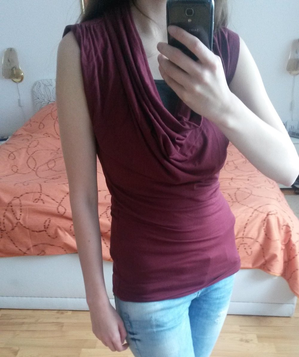 Shirt mit Wasserfallkragen in bordeaux Gr. 32/34