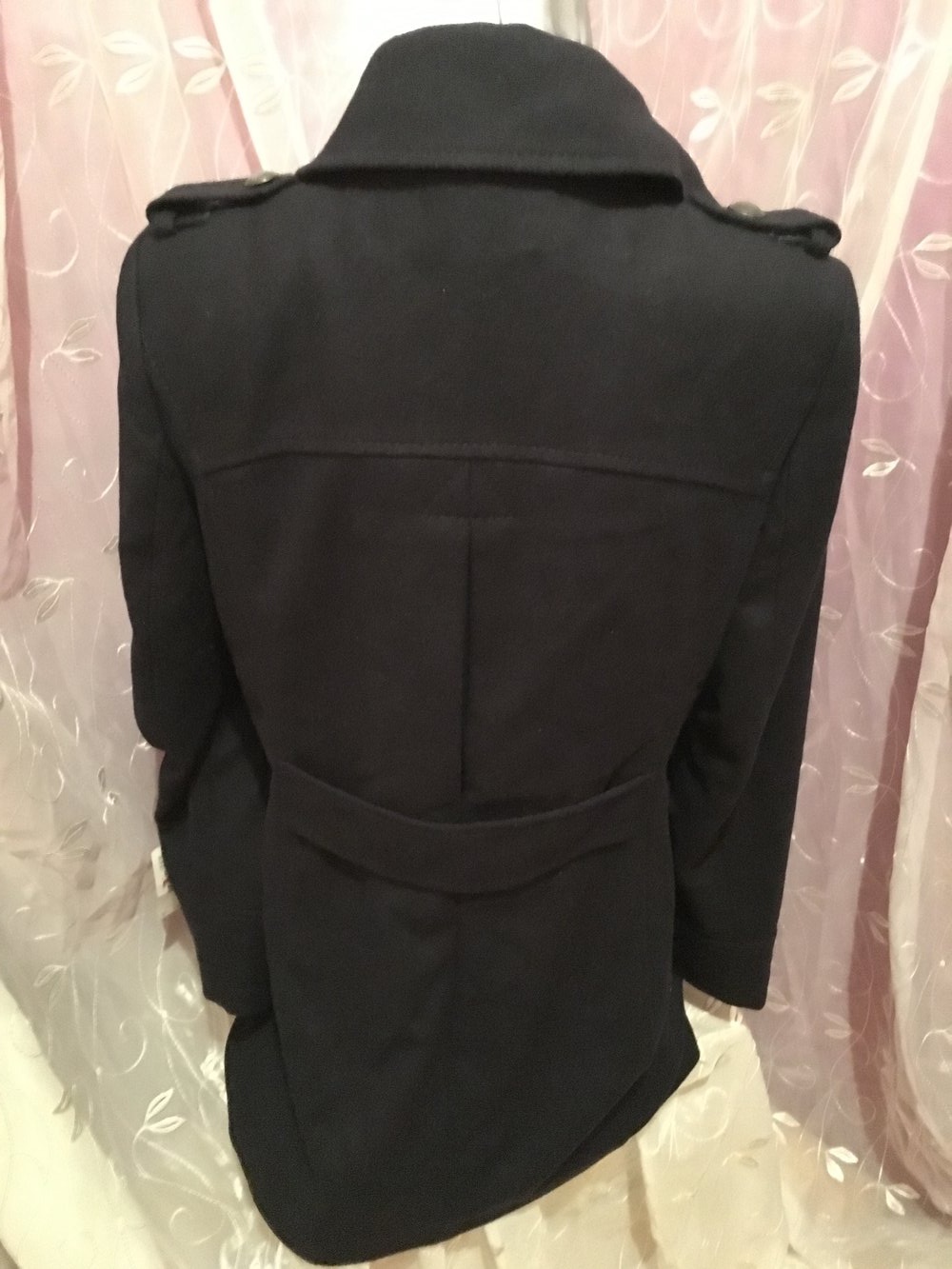 Cabanjacke im Military-Stil