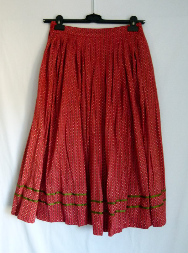 Folklore Kostüm Kombination Rock mit Jacke, rot waldgrün floral, Landhaus Trachten Mori Retro Vintage Blümchen Cottagecore