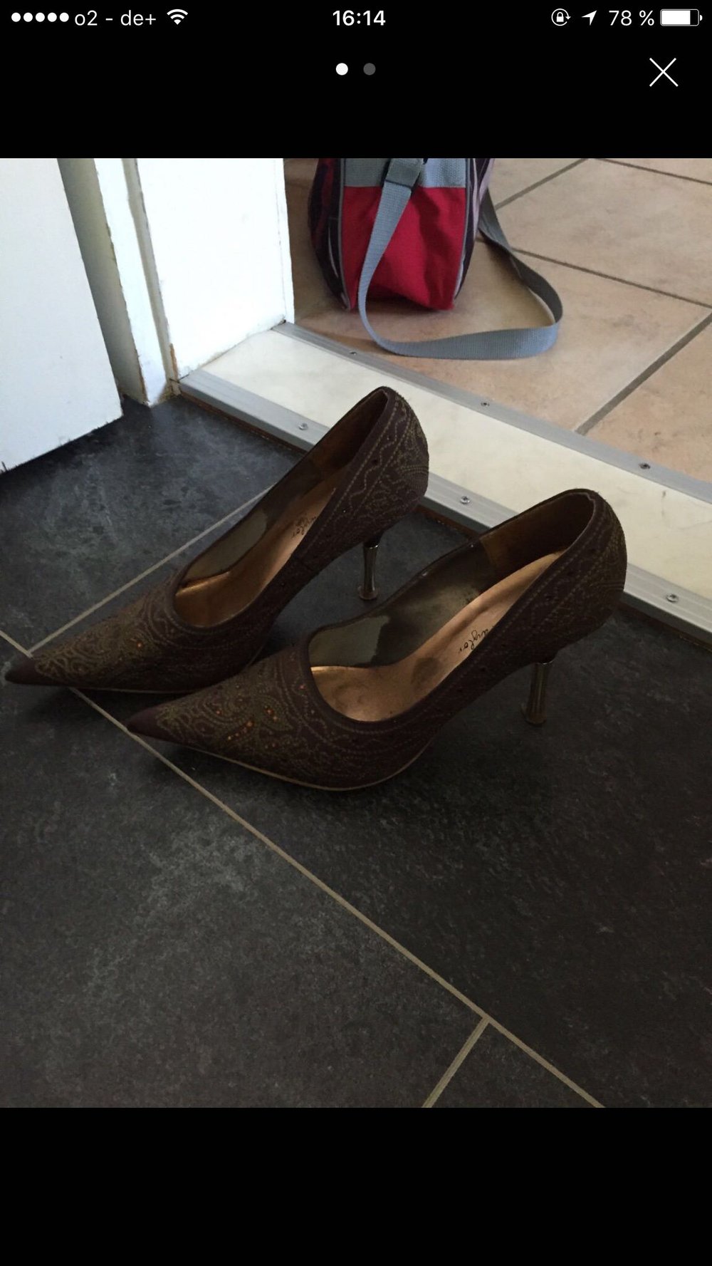 Pumps 37 