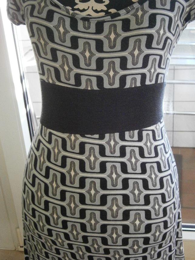 Kurzes Shirtkleid von dateless Gr. M 