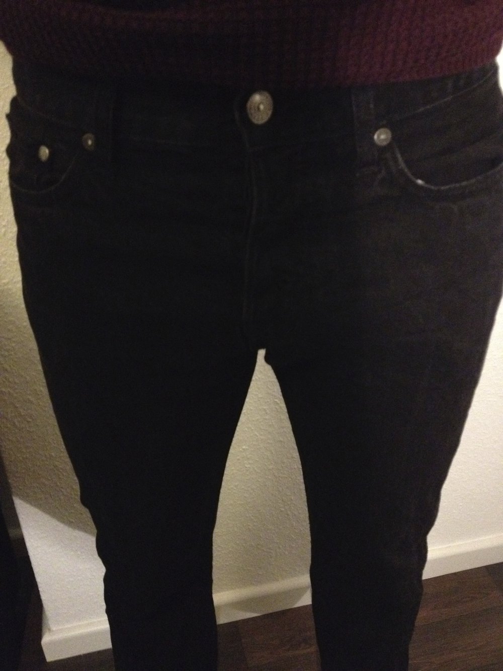 Coole dunkle Jeans von H&M