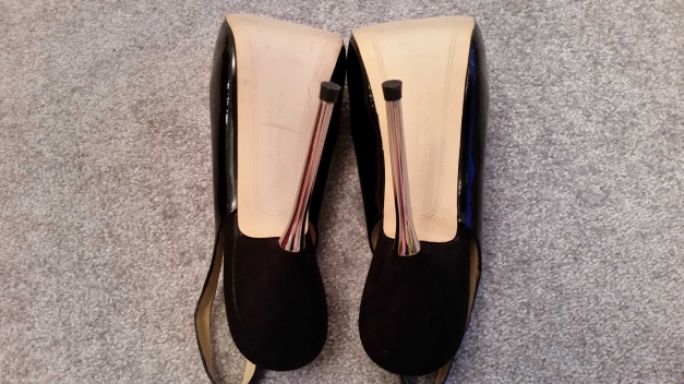  Zara Highheels in lackschwarz