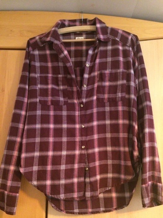 Burgundyfarbenes Karo-Hemd von Hollister, Gr. S