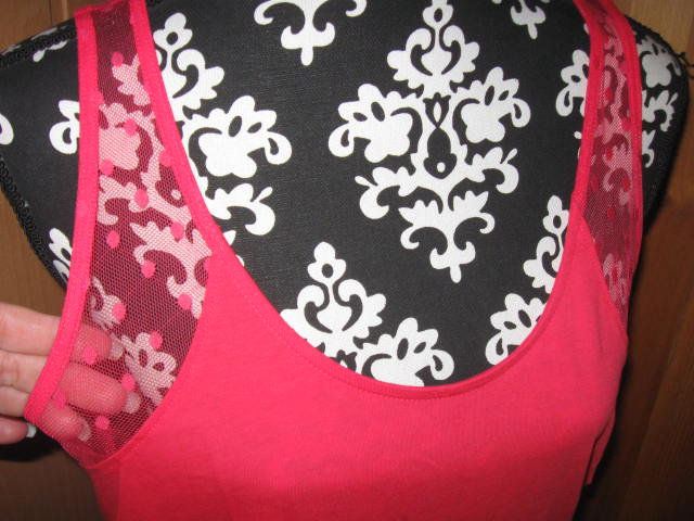 *** Minikleid mit Netzeinsatz ***