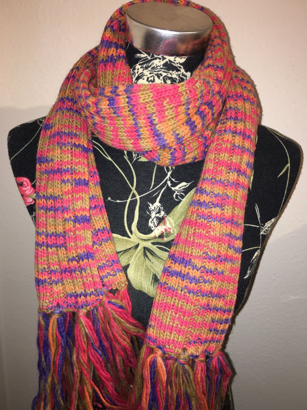 Set mit Schal und Handschuhen