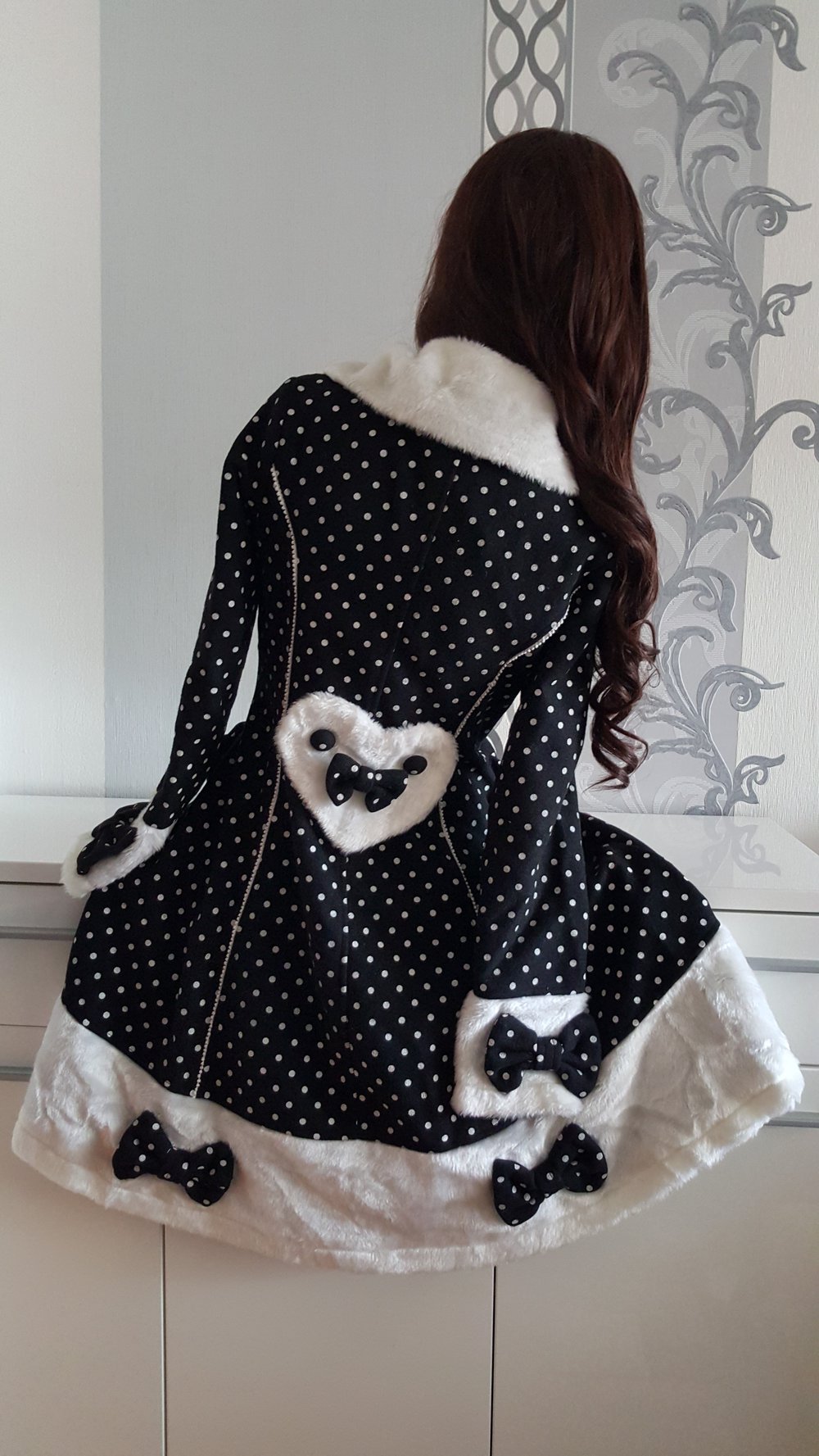 Lolita Cosplay Mantel + Schleifen Brosche Bambi Schleifen Herzen M 38