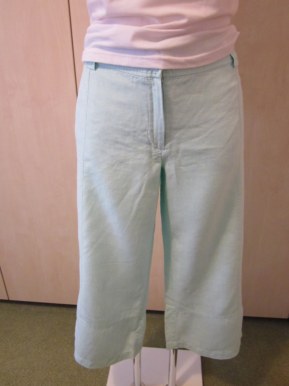 Sommerliche 3/4-Hose in türkis