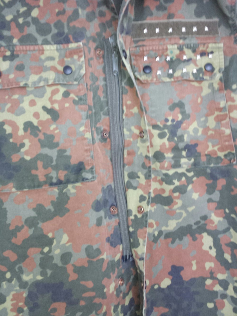 army weste nieten