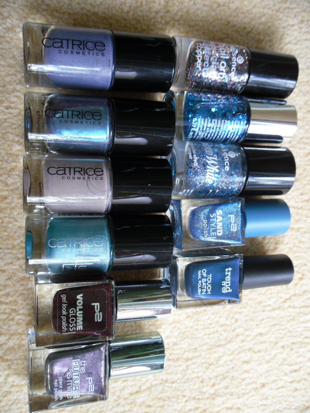 10 Verschiedene Nagellacke