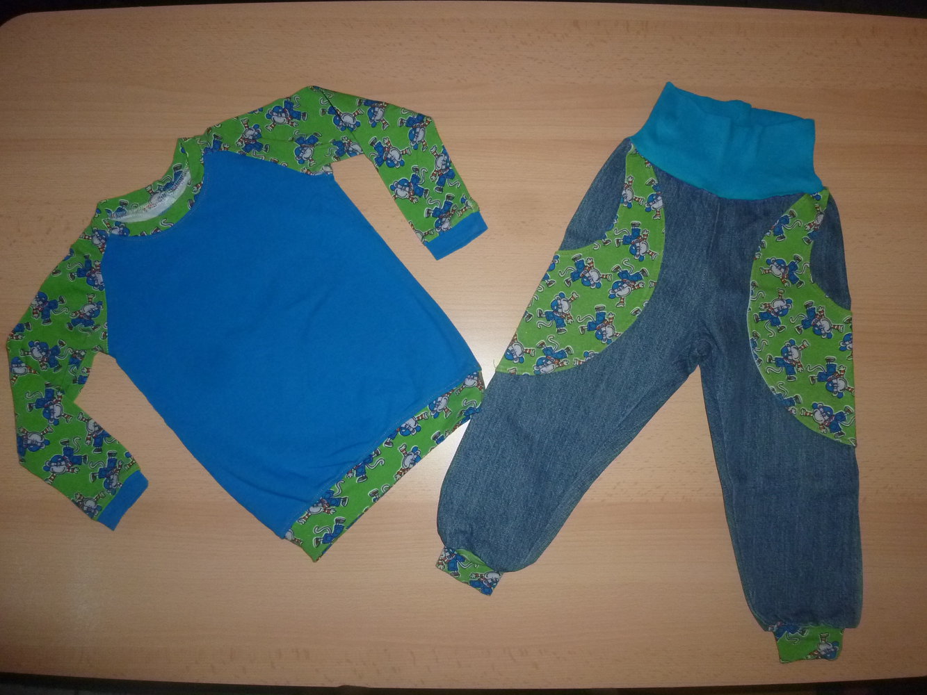 zweiteiliges Set Gr. 80/86