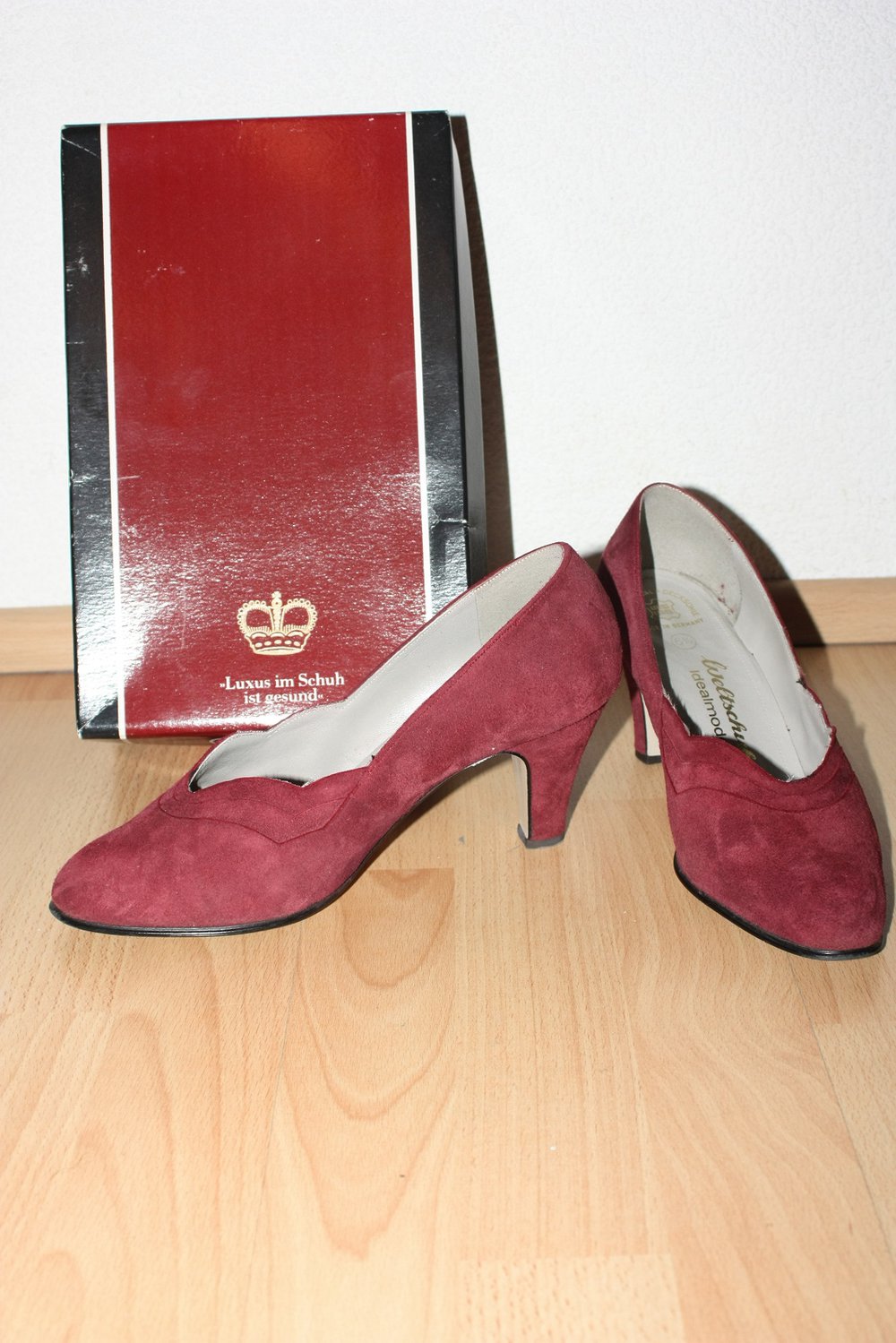 Rote Echtleder Pumps, Gr. 39 1/2, Wildleder, samtig weich