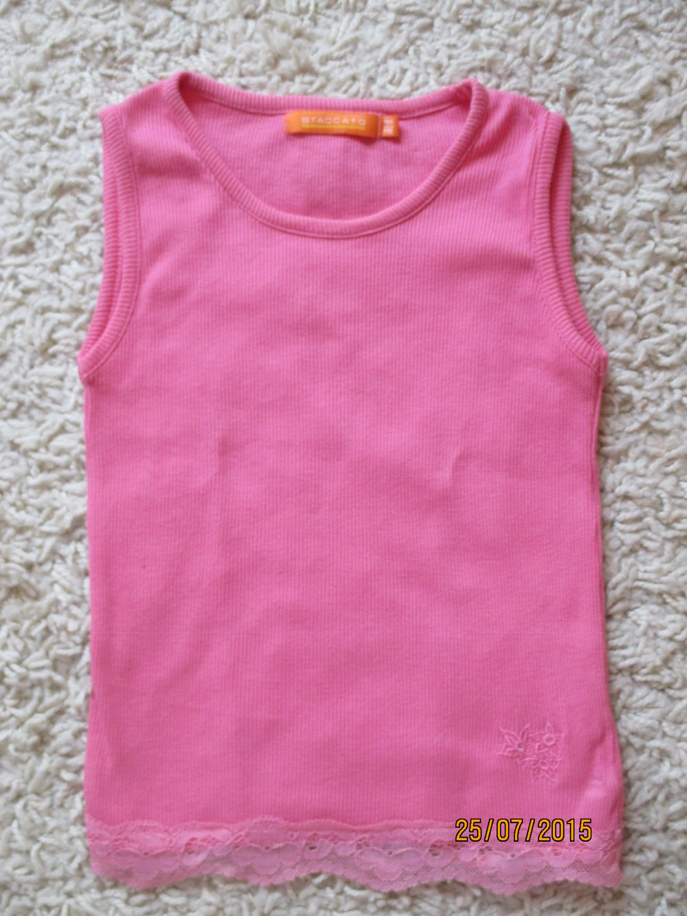 sehr schönes ärmelloses SHirt in Gr. 104/110 von Staccato