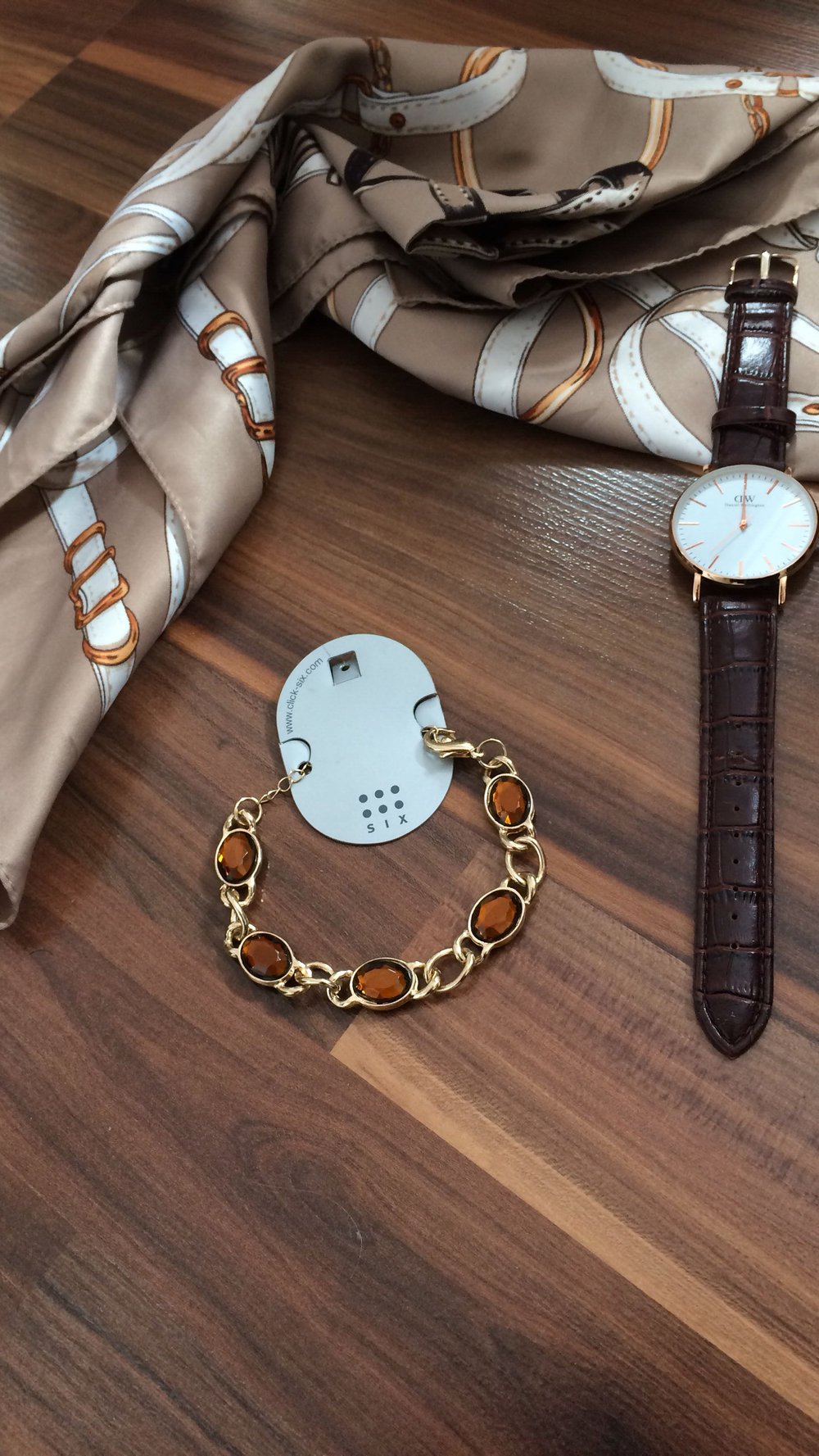 neues Armband SIX