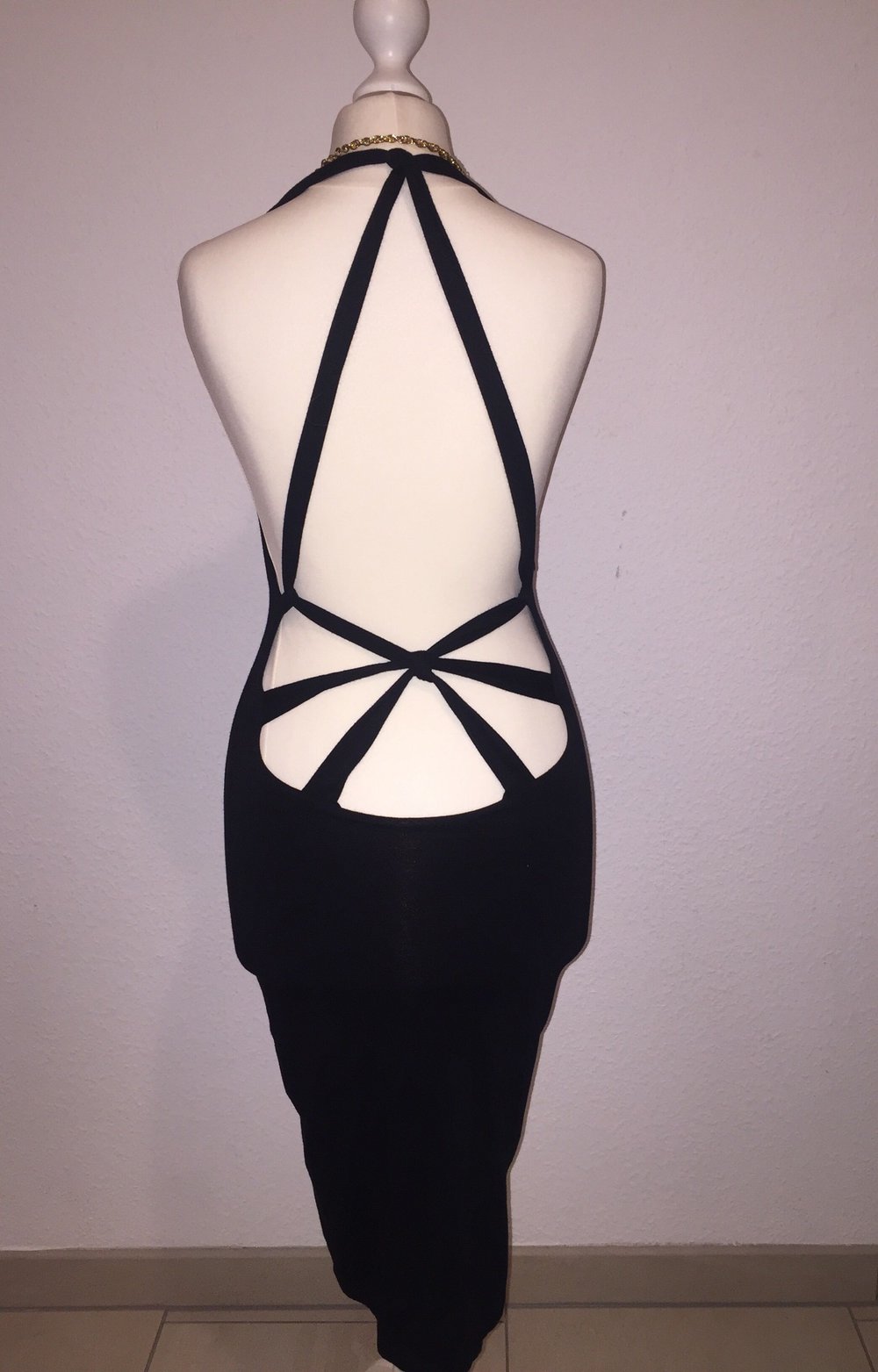 Kleid rückenfrei 