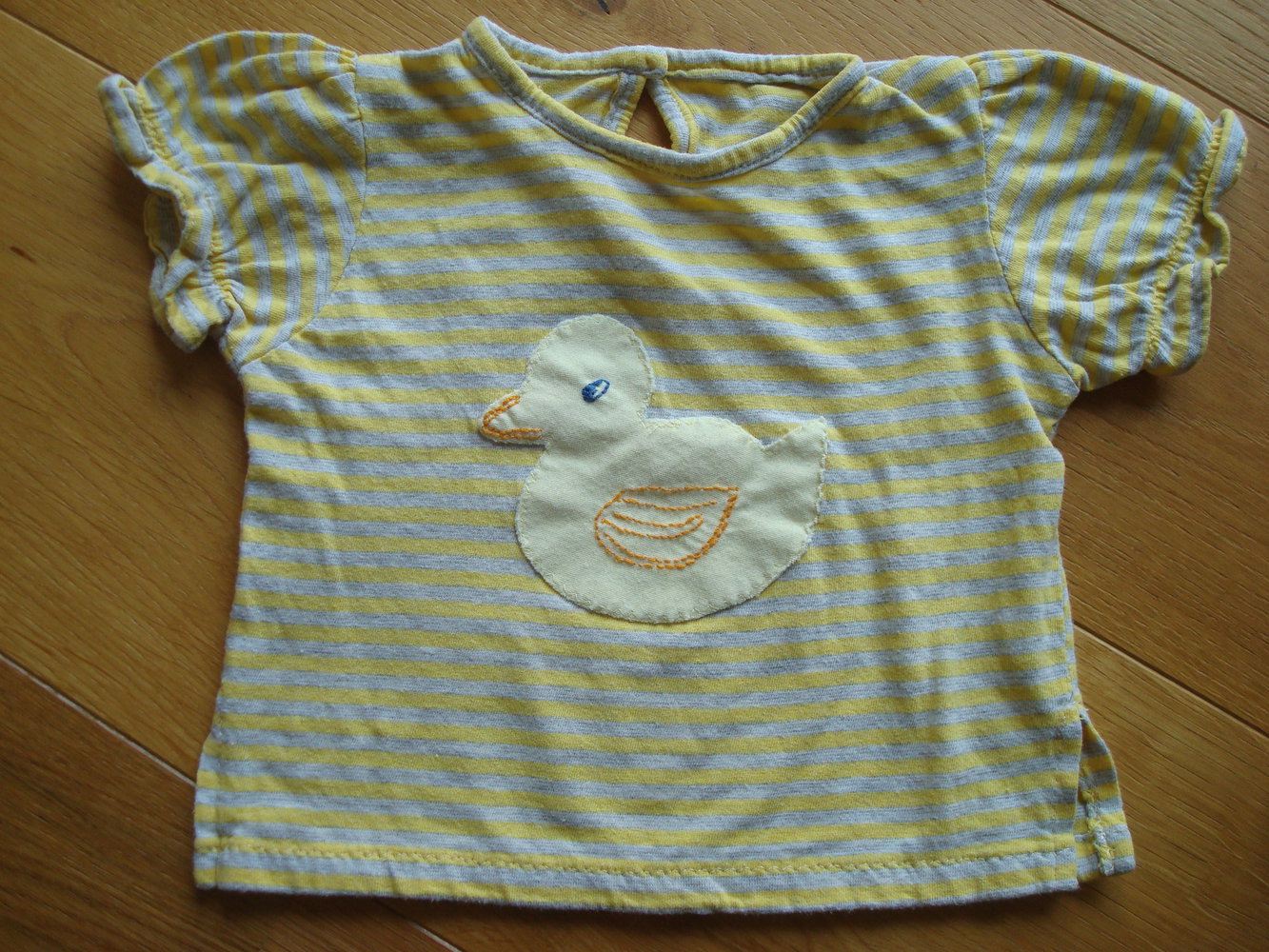 süßes Sommerset T-Shirt und kurze Hose Gr. 68/74 für Mädchen