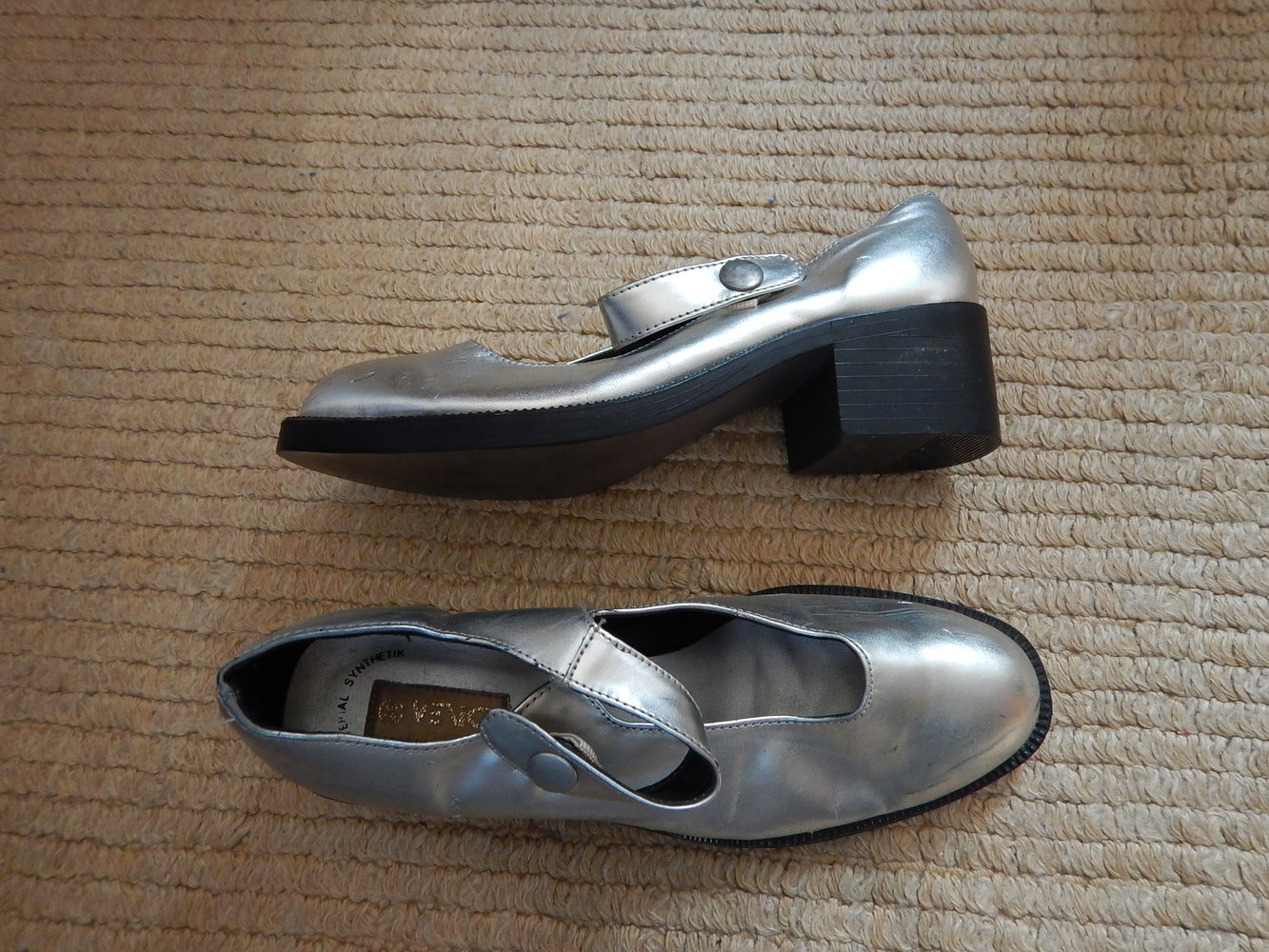 silberne Schuhe, 38