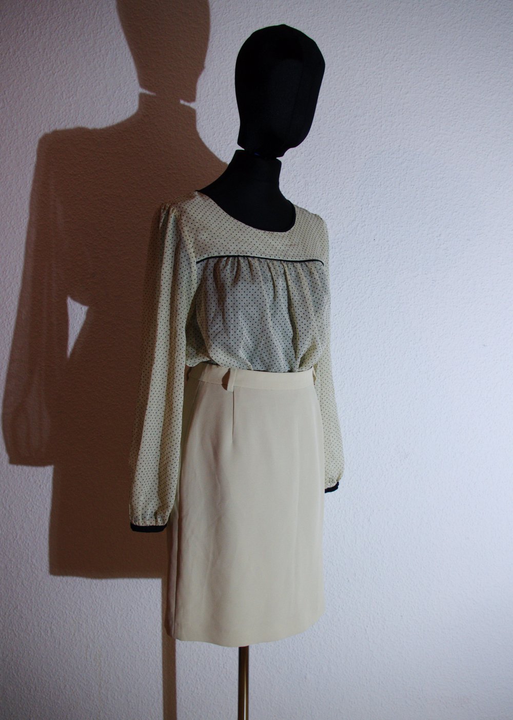 Nudefarbener Betty Barclay Pencilskirt Gr. 38 M offwhite wollweiß highwaist retro
