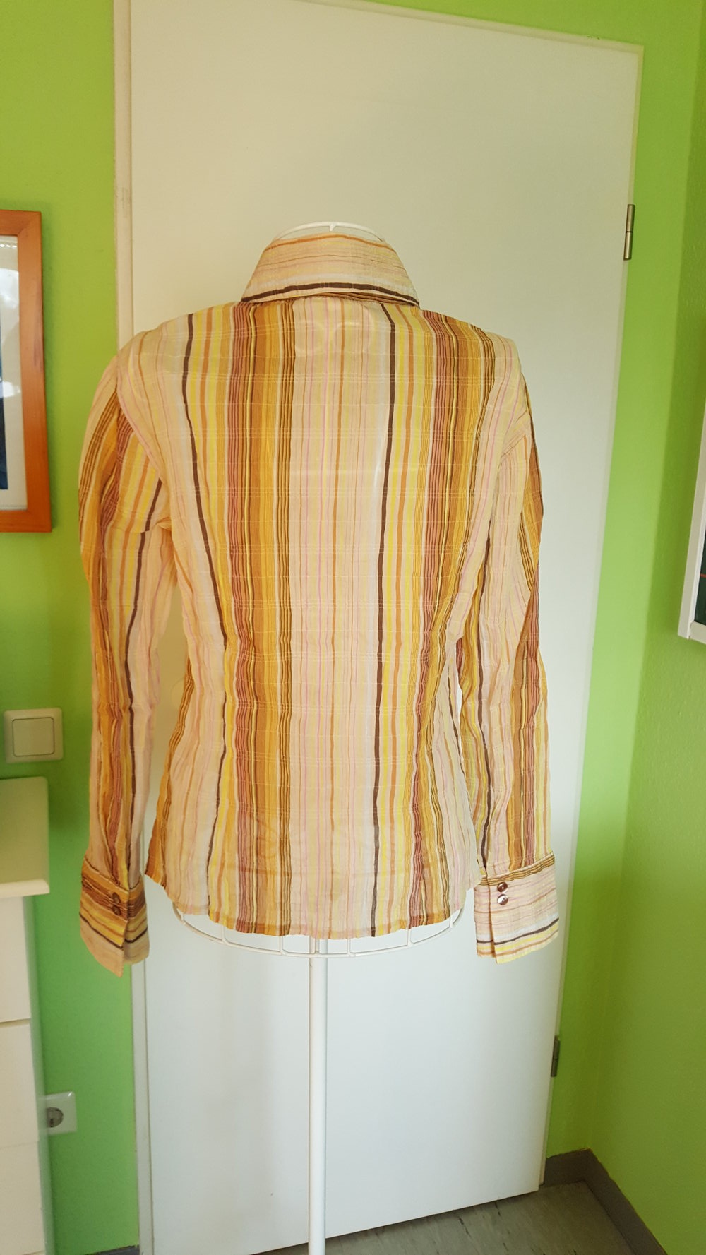 54.  Bluse mit Längststreifen in Herbstfarben von Heine, Gr. 36-38
