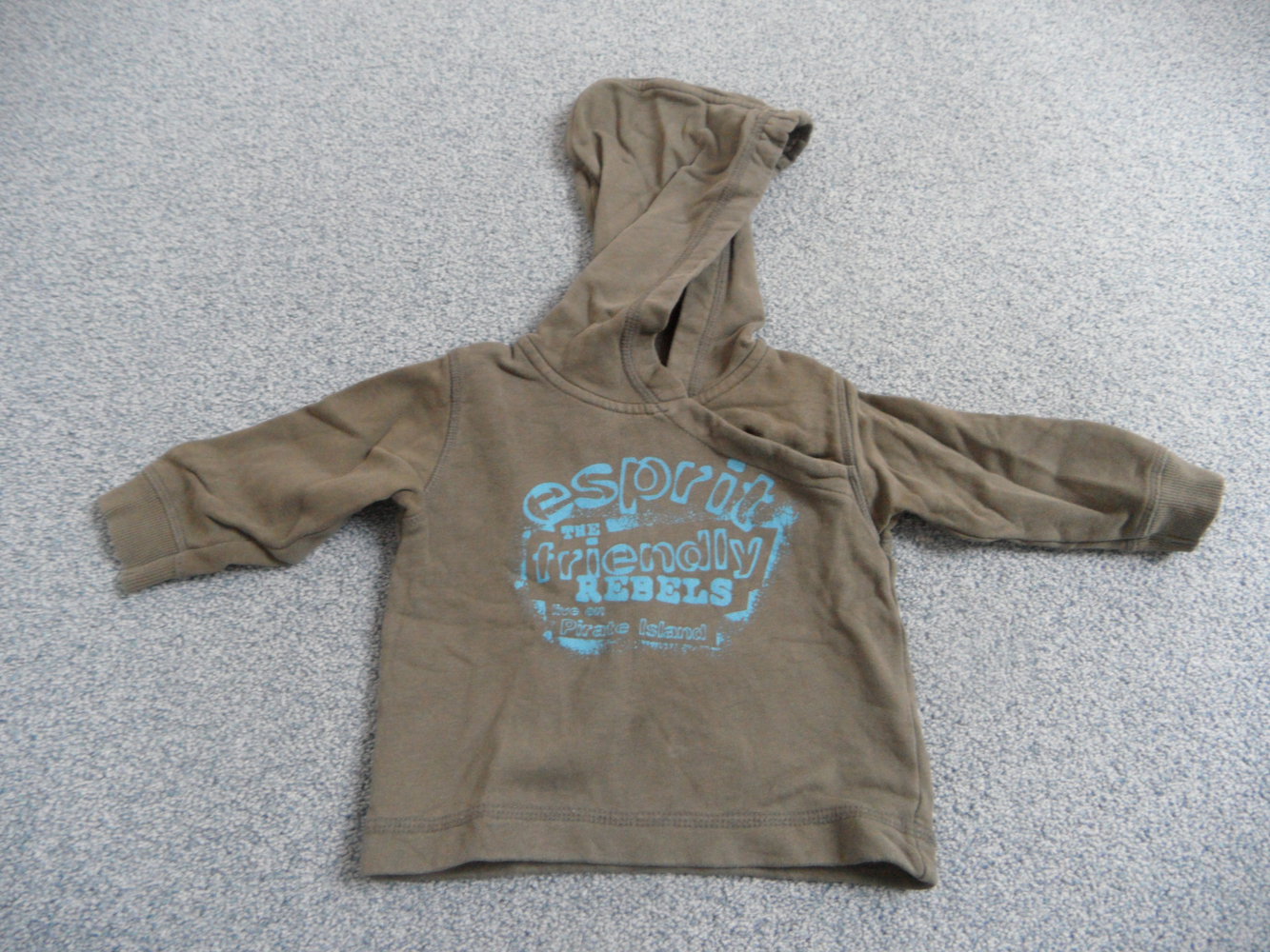 weicher Hoodie von Esprit Kapuzenpulli mit Schrift
