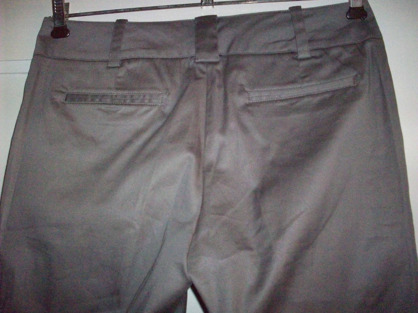 Orsay Hose satingruen 