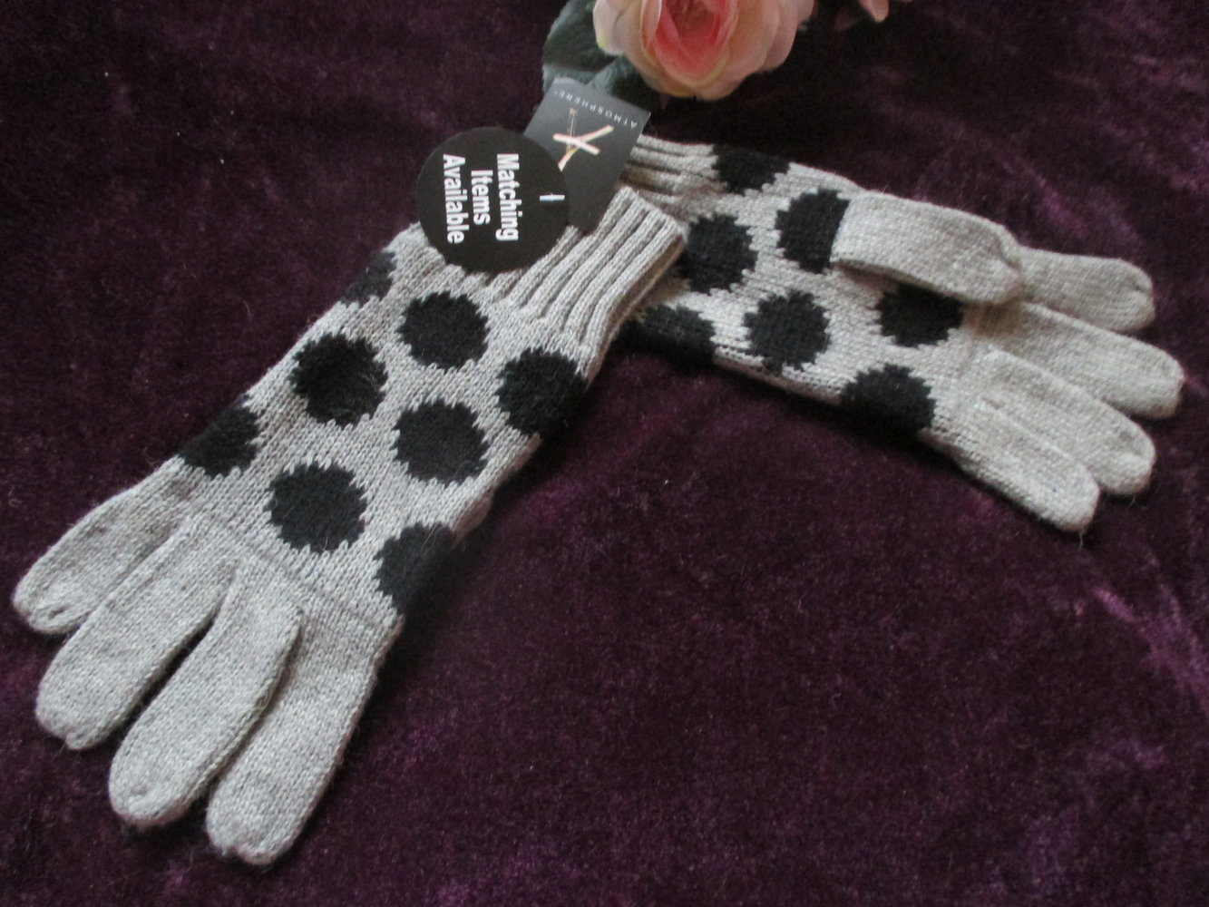 NEU mit ETIKETT * Punkte * Polka Dots * Tupfen * Angora Wolle * Fein- Strick * Finger * Handschuhe 