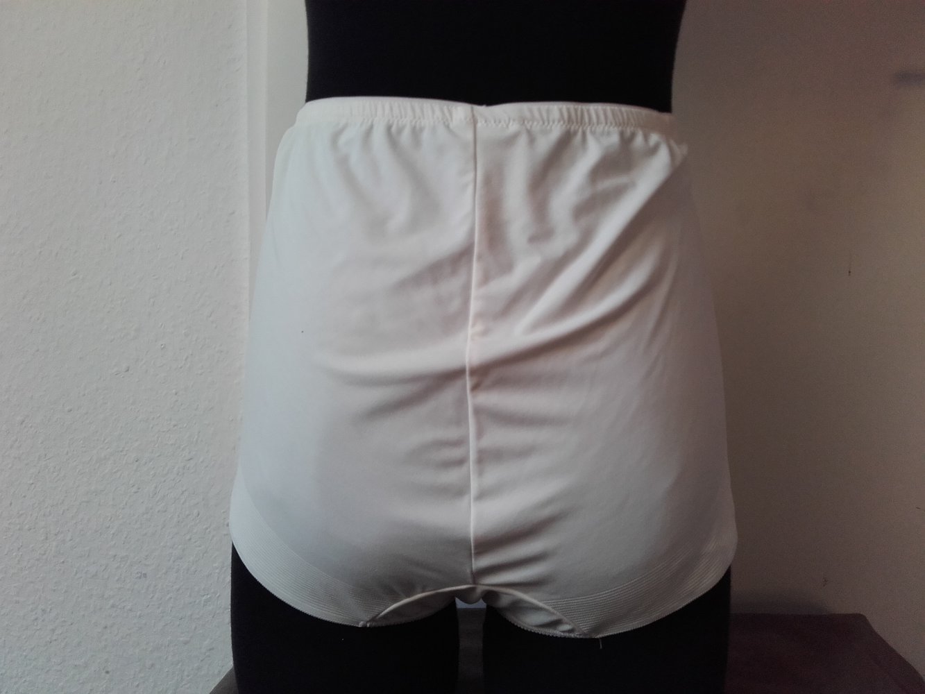 Ulla Dessous, (Set) Tailienslip 85, neuware, cremefarben