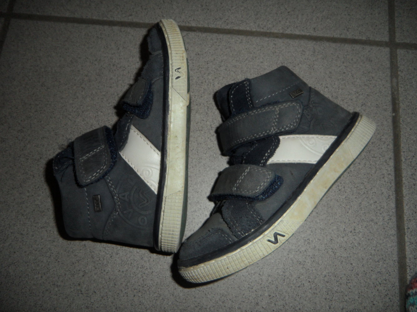 vadolino tolle knöchelhohe Schuhe Klett 27