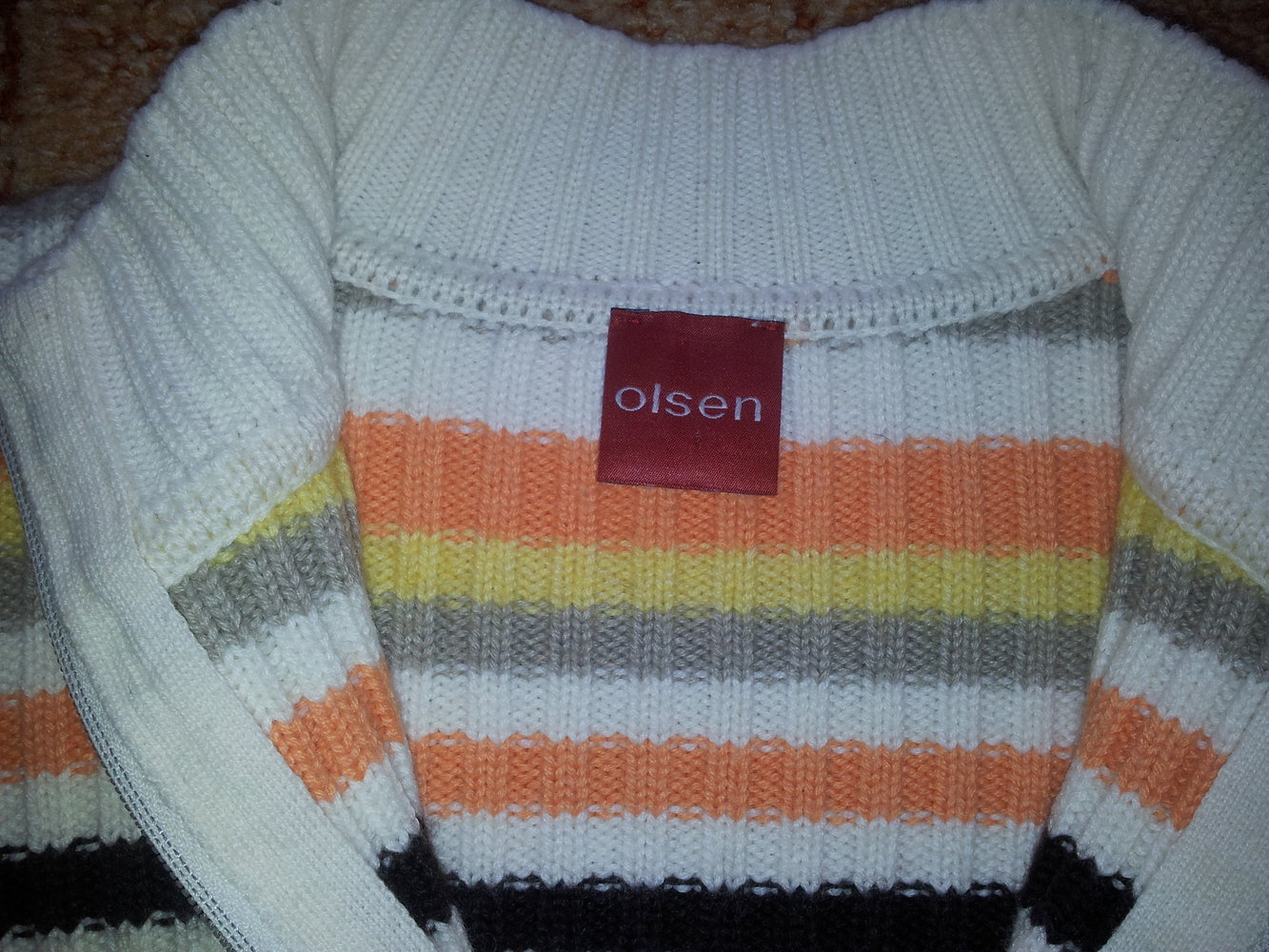 Strickjacke Streifen bunt  Olsen  Gr. M