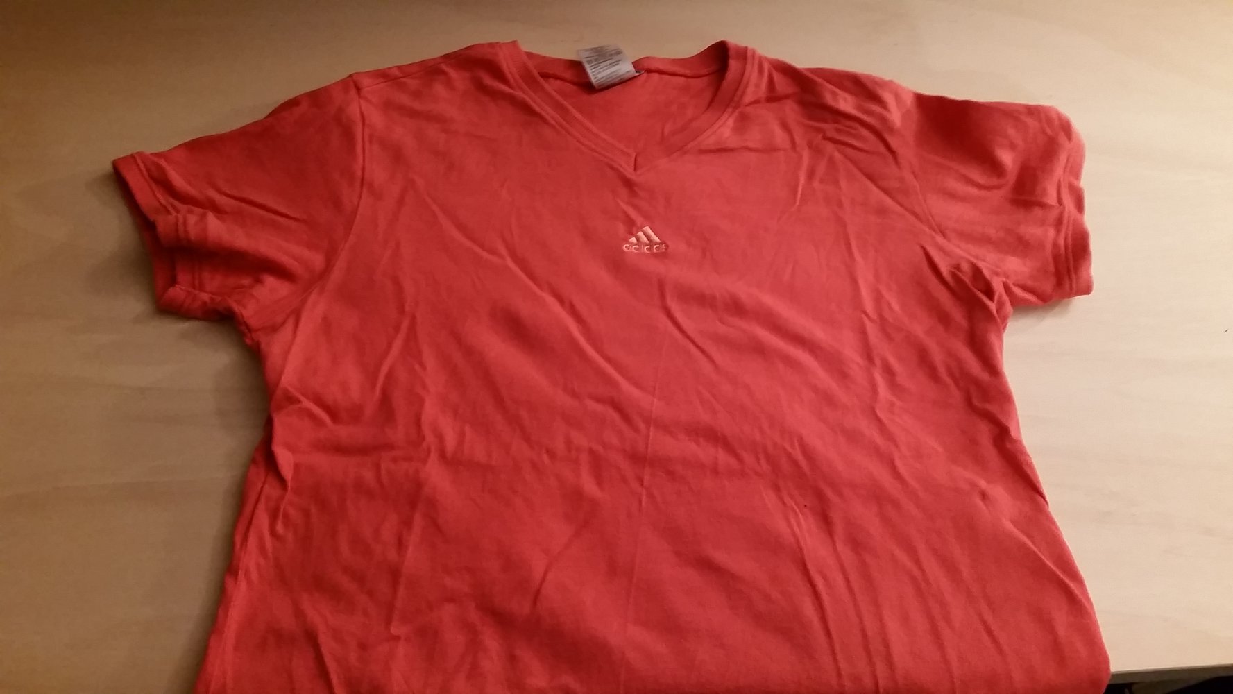 Adidas T-shirt