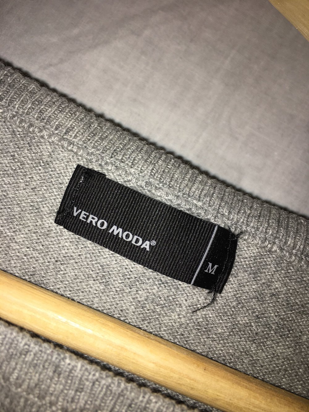 bunt gestreifter Pullover