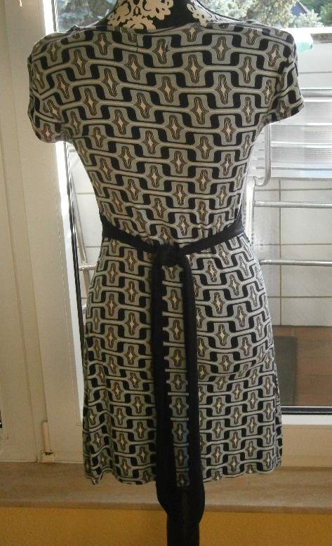 Kurzes Shirtkleid von dateless Gr. M 