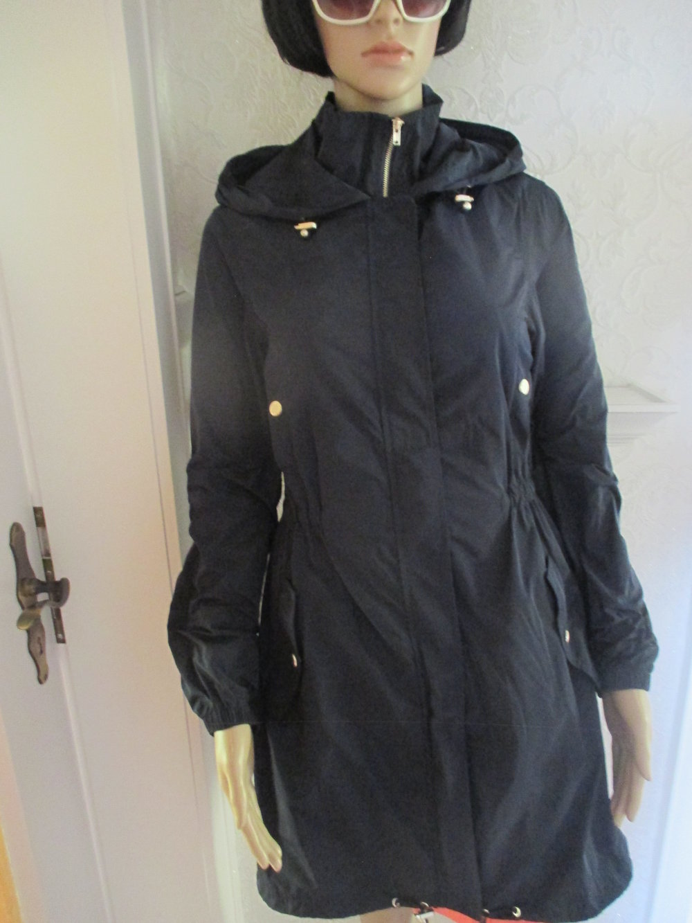 NEU Seidige/r, Multifunktion Trench Coat Kapuzen Long- Jacke oder Kurz- Mantel 