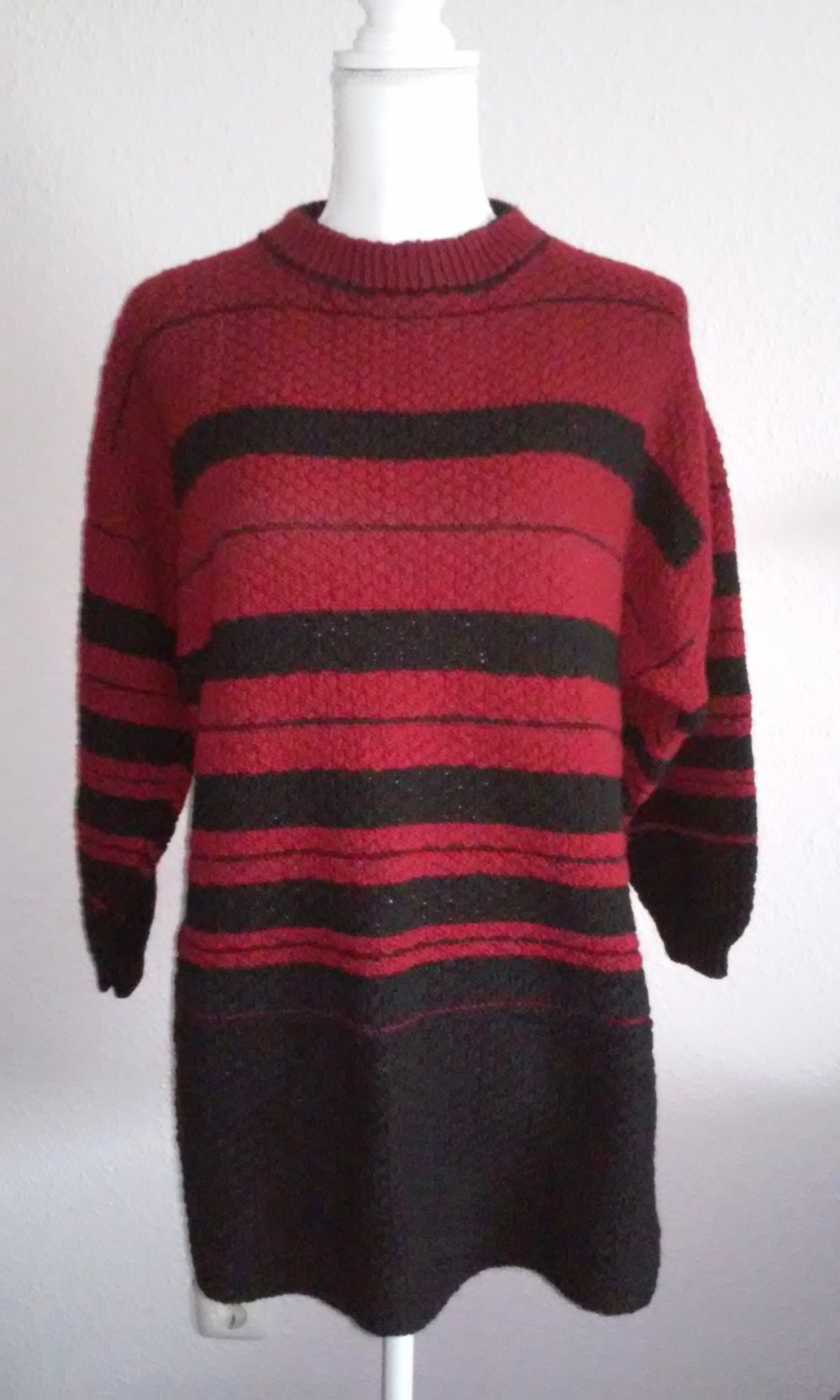 Handarbeit Pulli long Strickpullover (Strickkleid) Pullover handgestrickt Gr.40 schwarz/burgund
