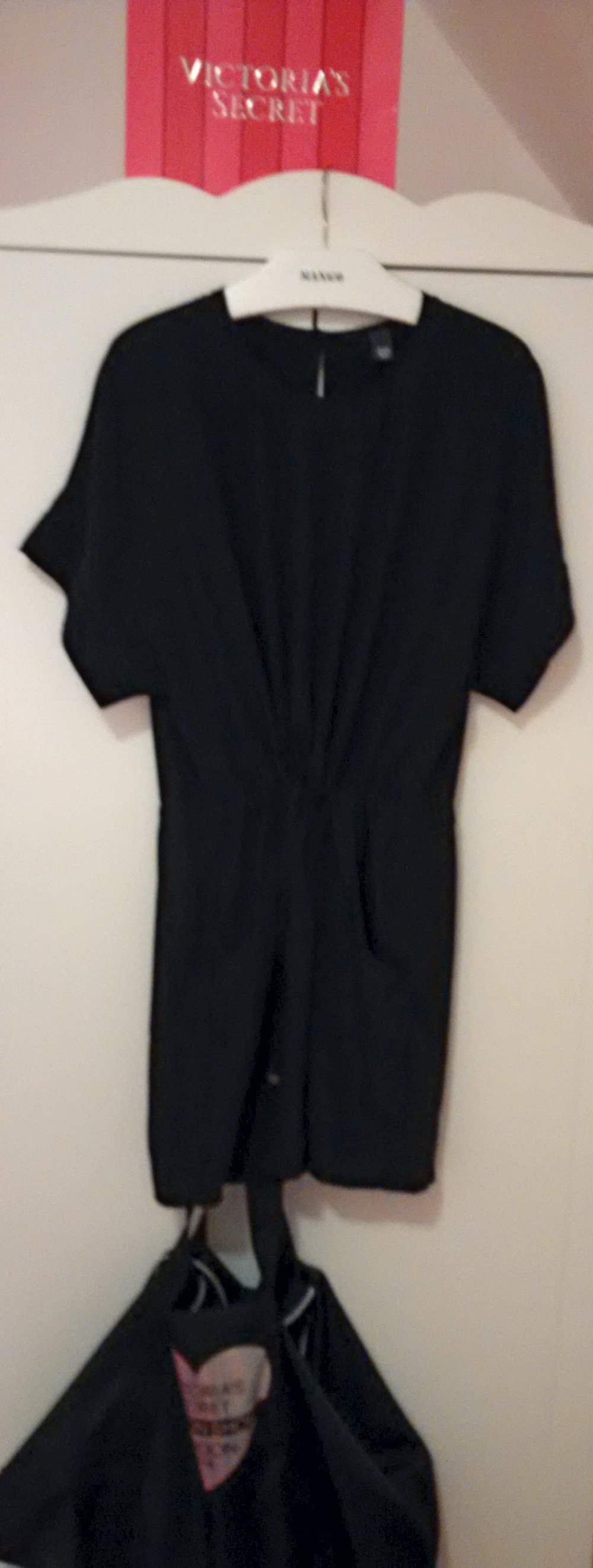 NEU Victoria's Secret Kleid (XS) S/36 schwarz mit Taschen