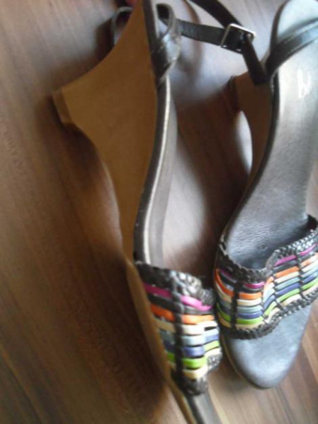 Riemchen-Sandalen