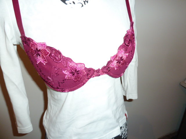 BH 75 A Push up / Lascana / spitze / lila - weinrot