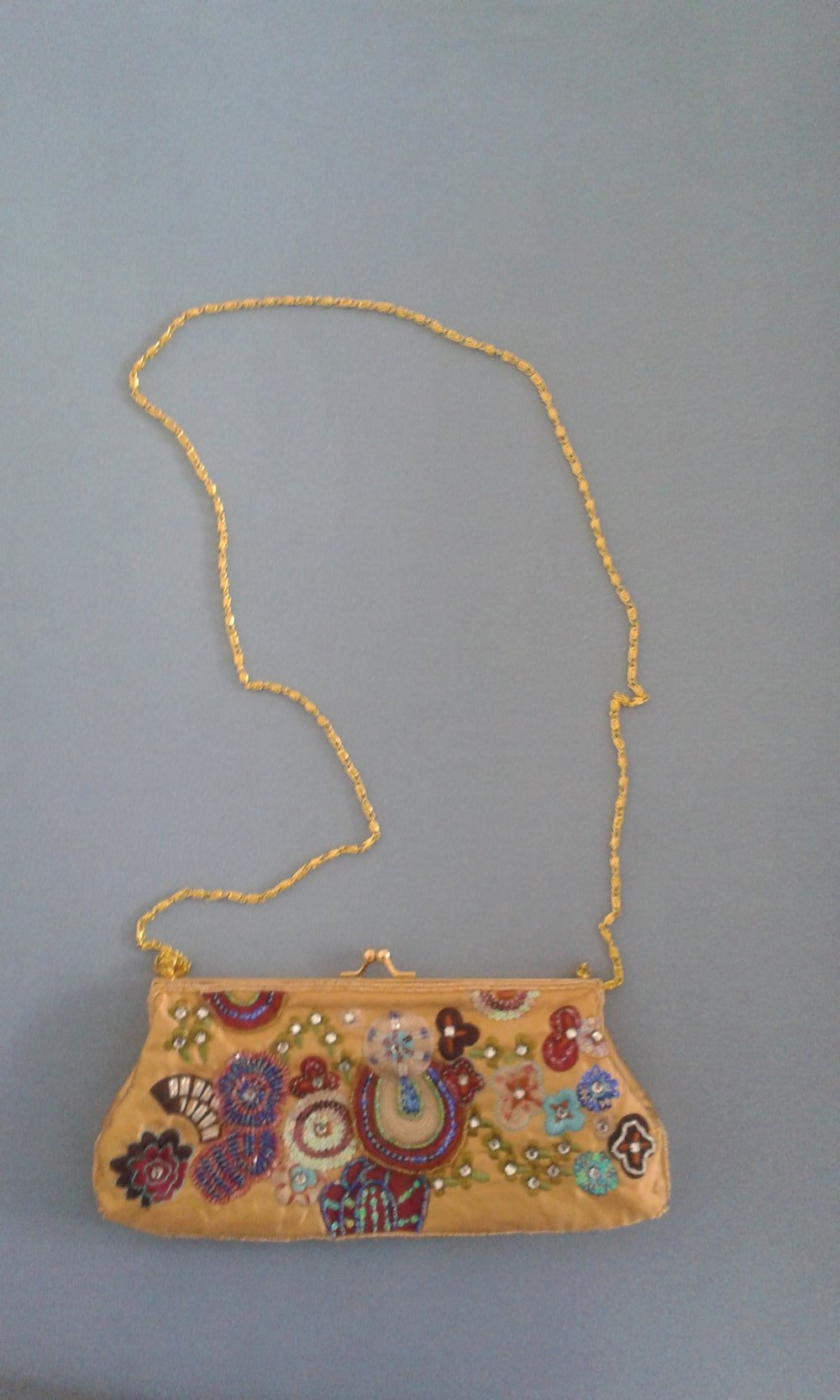 Handtasche/Clutch mit Pailletten bestickt