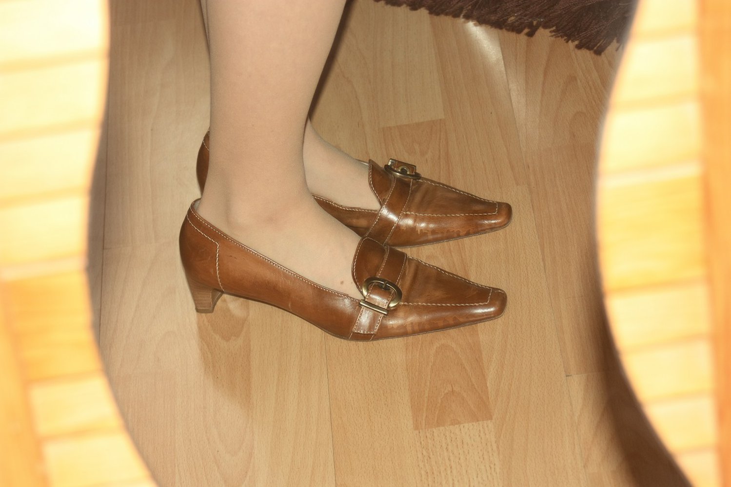 Schicke Echtleder Halbschuhe, Gr. 39 1/2 mit Schnalle