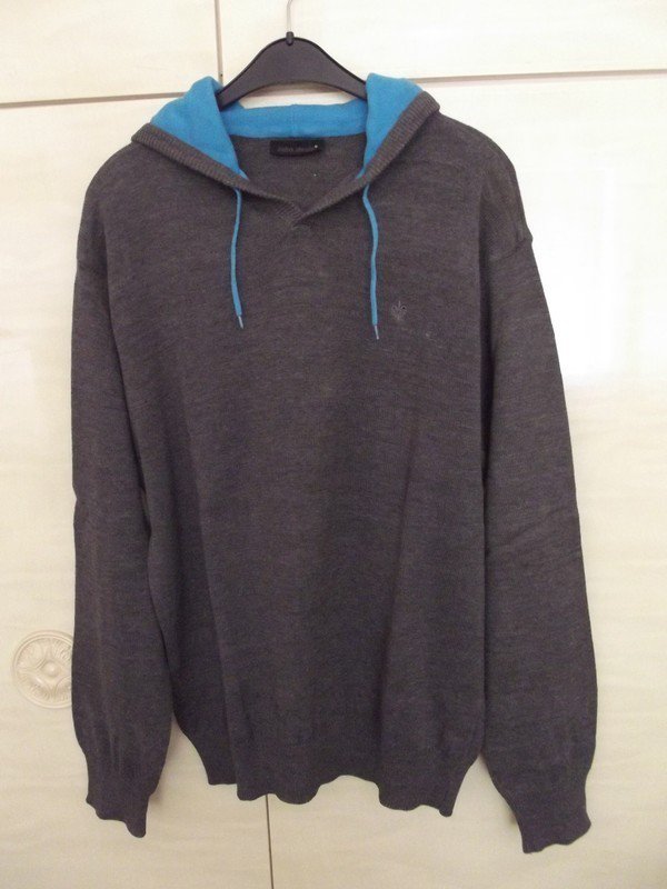 Sehr schöner Kapuzenpulli von John Devin Gr. L 