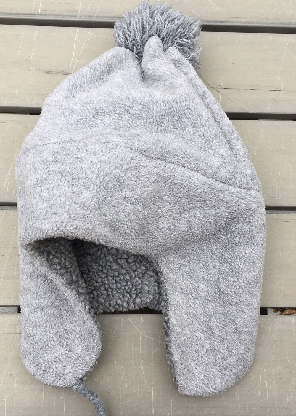 FLEECE MÜTZE grau