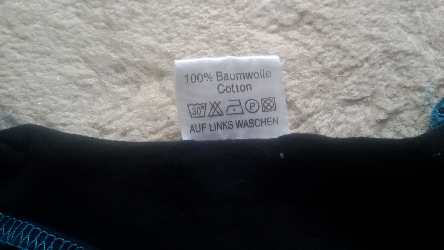 Schönes T-Shirt Schwarz Bunt mit Motiven Gr. 164 