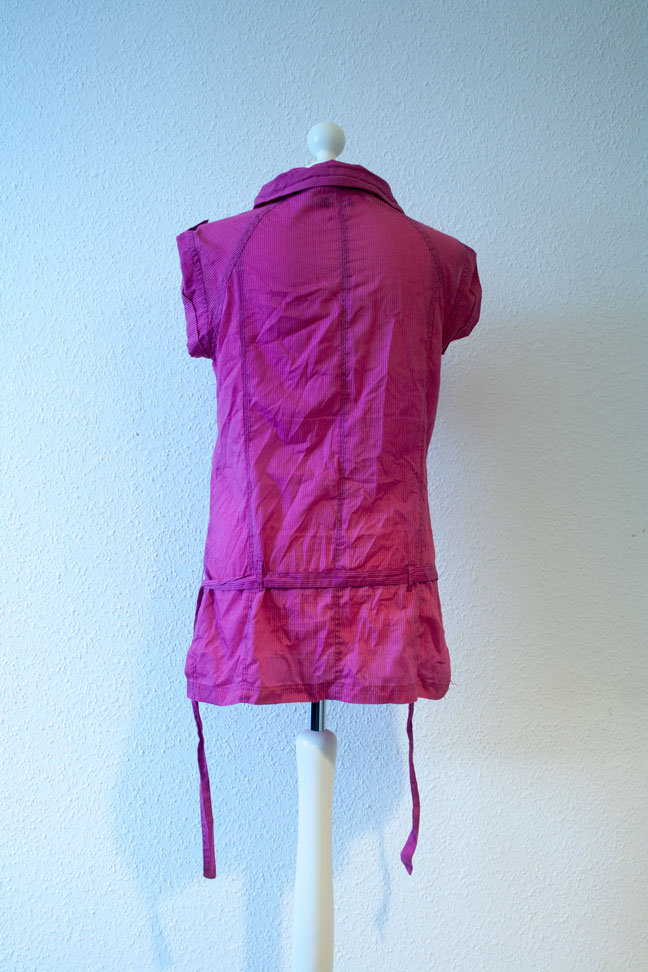 Lange Bluse rosa, mit Nadelstreifen
