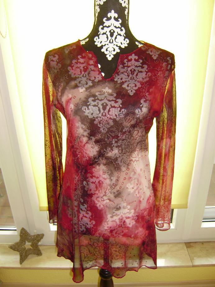 Schicke Tunika Bluse, transparent mit leichtem Glitzer rot Batik Muster 