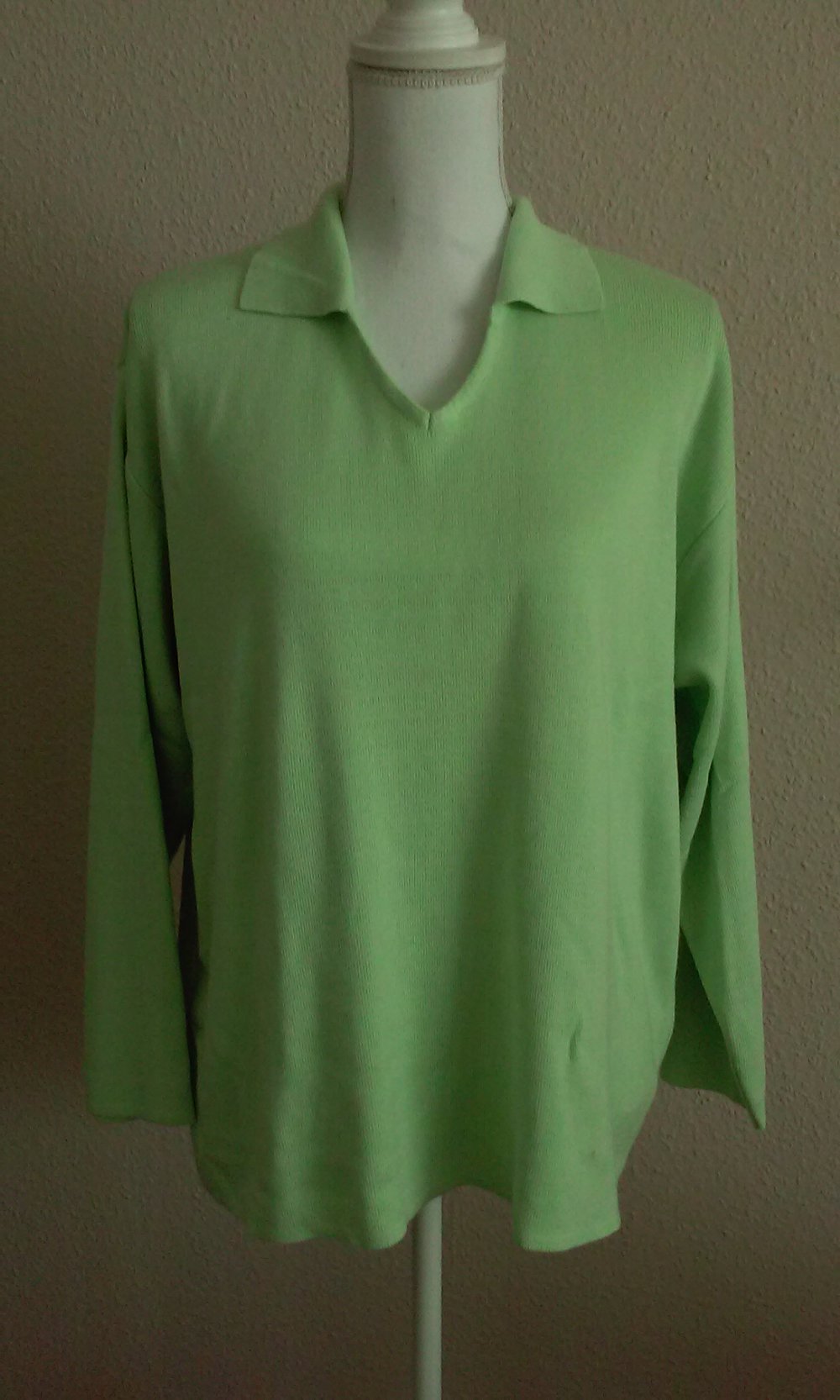 Pulli Pullover Shirt Sommerfarbe lindgrün 